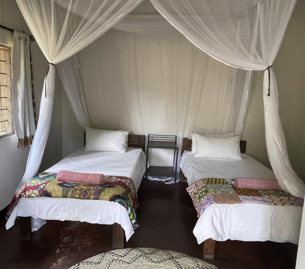 Marula Lodge Mfuwe 外观 照片